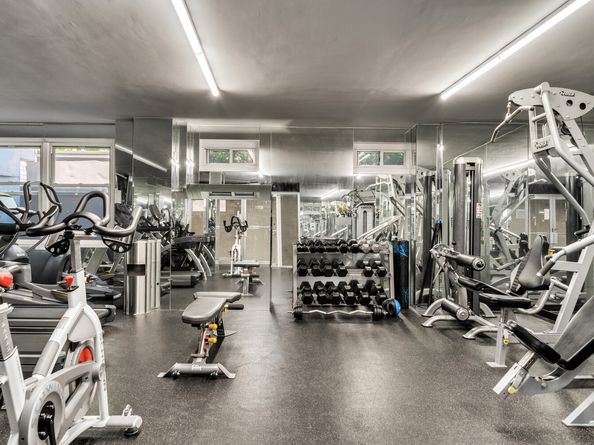 215 East 80th Street 6D, New York NY 10021