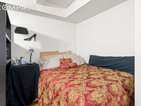 45 Tudor City Place 716, New York NY 10017