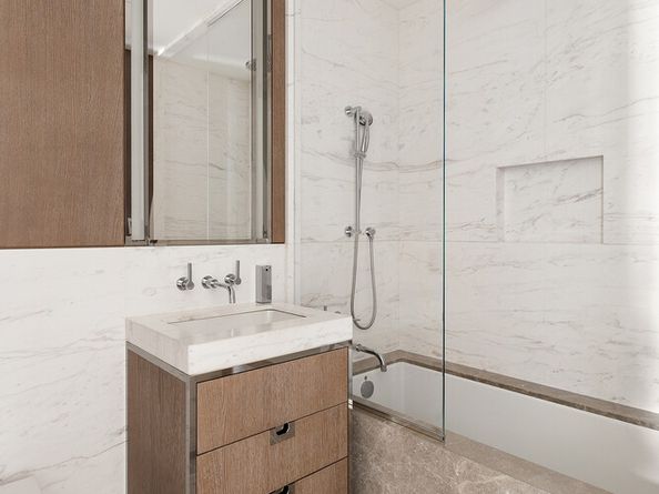 40 Bleecker Street 7B, New York NY 10012