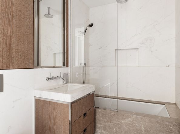 40 Bleecker Street 7B, New York NY 10012