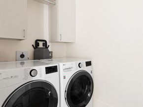 40 Bleecker Street 7B, New York NY 10012