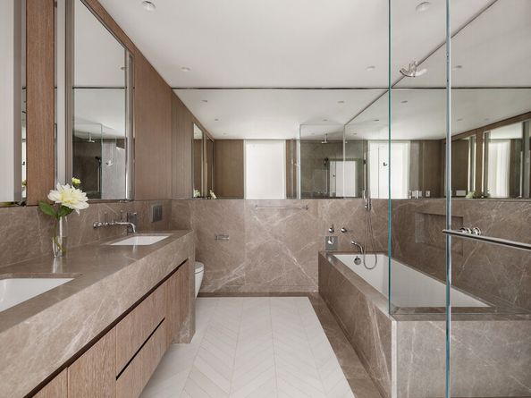 40 Bleecker Street 7B, New York NY 10012