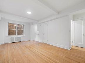 304 West 75th Street 6F, New York NY 10023