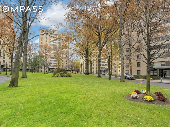 1 Fordham Hill Oval 12C, Bronx NY 10468