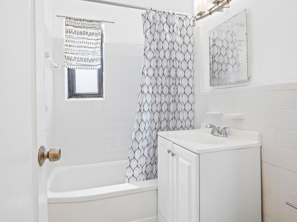 147-10 84th Road 4G, Queens NY 11435