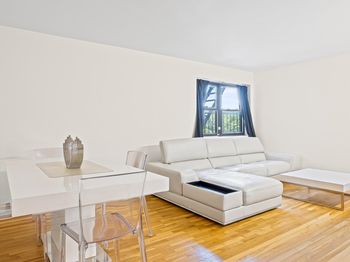 147-10 84th Road
