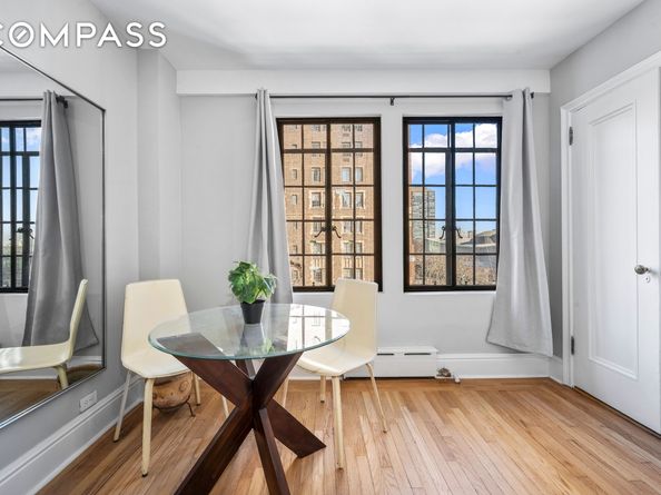 25 Tudor City Place 303, New York NY 10017