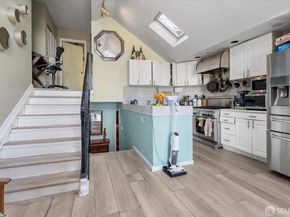 130 Ripley Street, San Francisco CA 94110