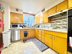 742 37th Avenue, San Francisco CA 94121