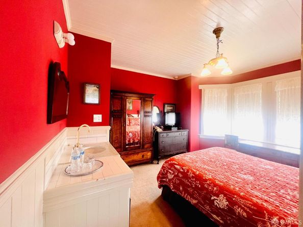 943 South South Van Ness Avenue, San Francisco CA 94110
