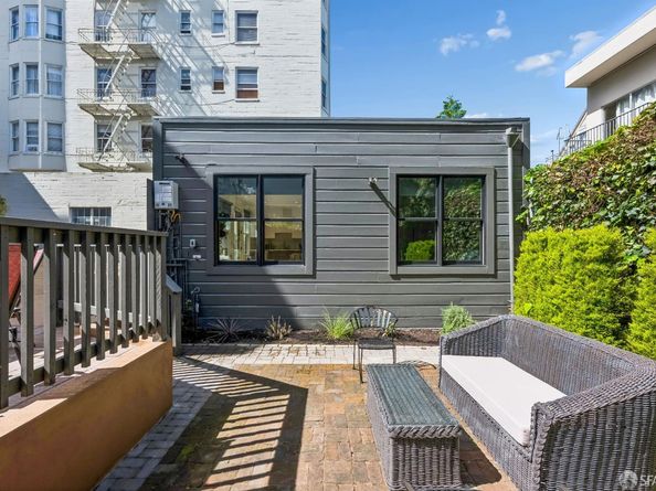 1756 Broadway Street, San Francisco CA 94123