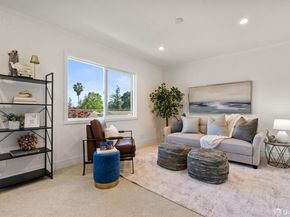 2 Beaumont Court, Lafayette CA 94549