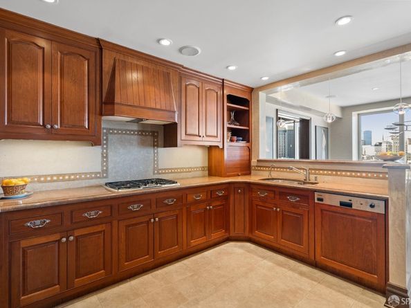 765 Market Street 28D, San Francisco CA 94103