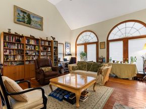5 Hidden Brook Drive, Brookfield CT 06804
