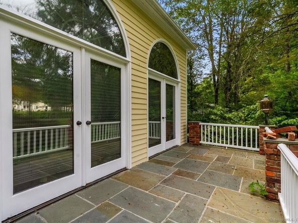 5 Hidden Brook Drive, Brookfield CT 06804