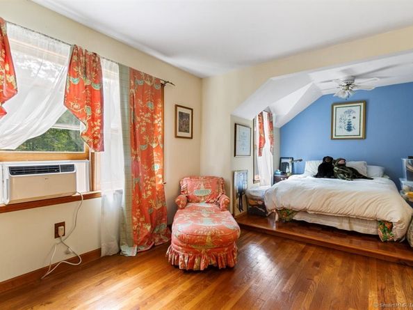 5 Hidden Brook Drive, Brookfield CT 06804