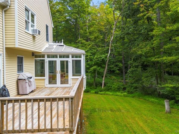 5 Hidden Brook Drive, Brookfield CT 06804
