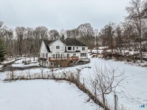 80 Maple Road, Easton CT 06612