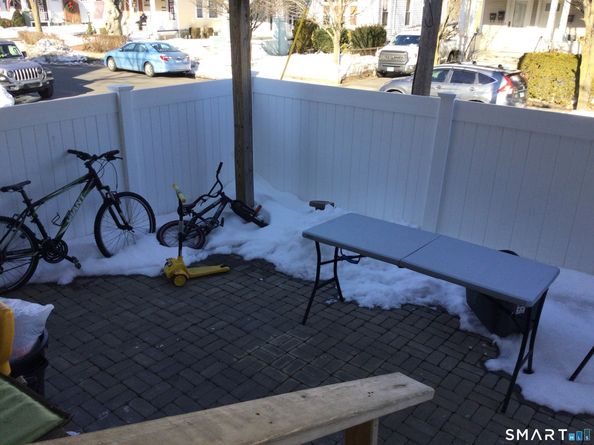 372 Summit Street, Bridgeport CT 06606