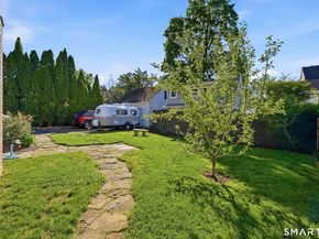 313 Old Post Road, Fairfield CT 06824