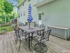 21 Overlook Place, Trumbull CT 06611
