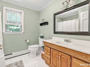 21 Overlook Place, Trumbull CT 06611