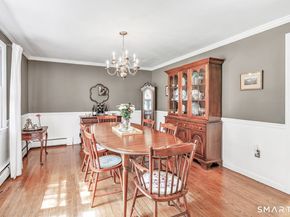 21 Overlook Place, Trumbull CT 06611