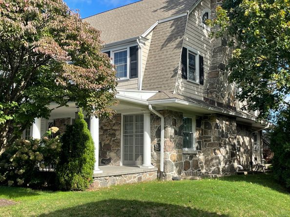 151 Courtland Avenue 1, Stamford CT 06902