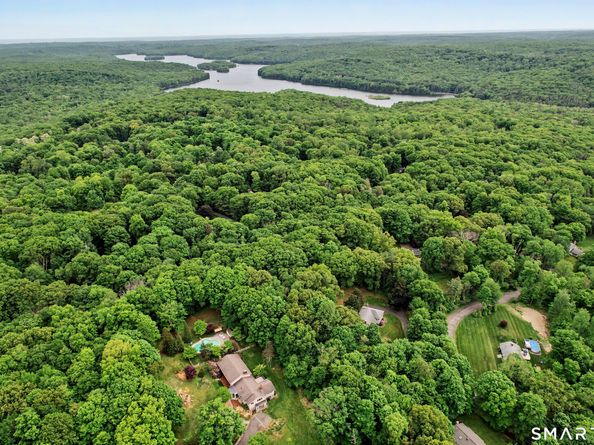 16 Shady Lane, Redding CT 06896