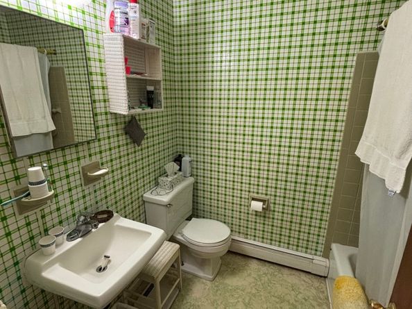 24 Clayton Road, Danbury CT 06811