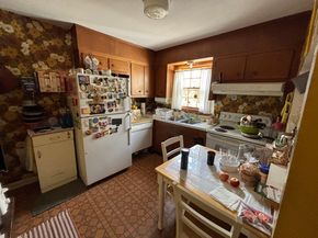 24 Clayton Road, Danbury CT 06811