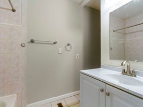 1 Horizon Drive APT 2, Norwalk CT 06854