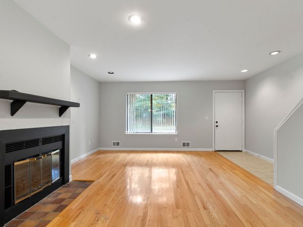 1 Horizon Drive APT 2, Norwalk CT 06854