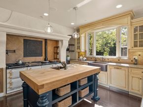 15985 Shannon Road, Los Gatos CA 95032