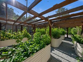 15985 Shannon Road, Los Gatos CA 95032