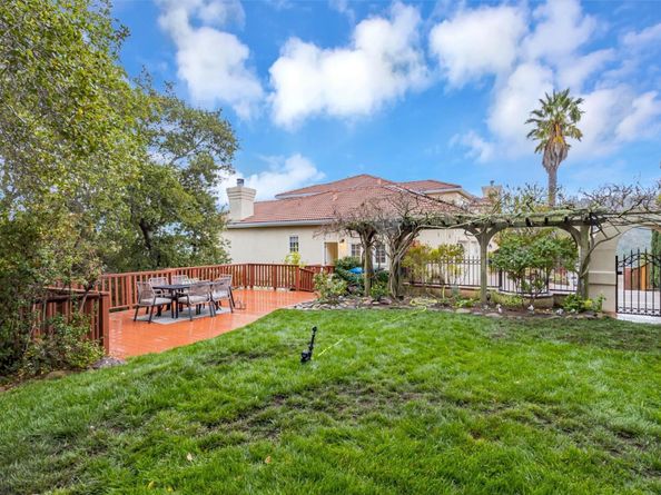 222 Oakley Avenue, San Carlos CA 94070