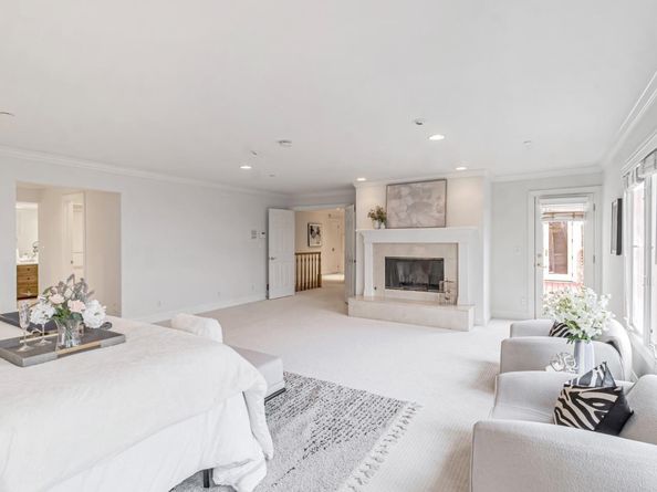 222 Oakley Avenue, San Carlos CA 94070
