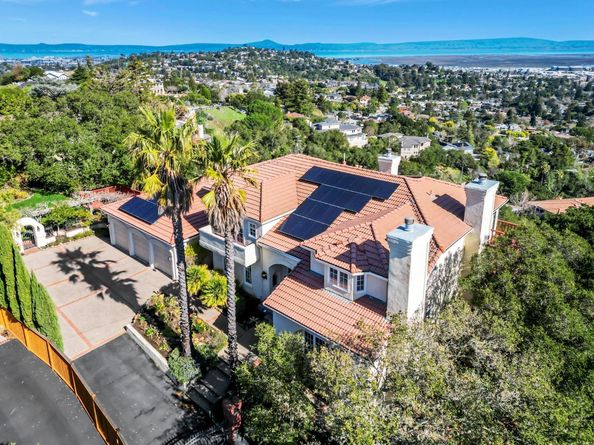 222 Oakley Avenue, San Carlos CA 94070