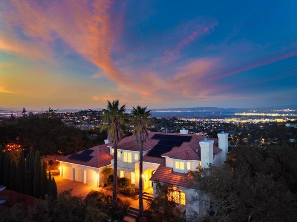 222 Oakley Avenue, San Carlos CA 94070