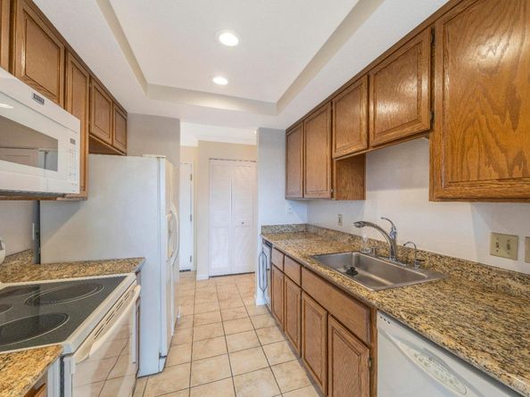 820 Sea Spray Lane 206, Foster City CA 94404