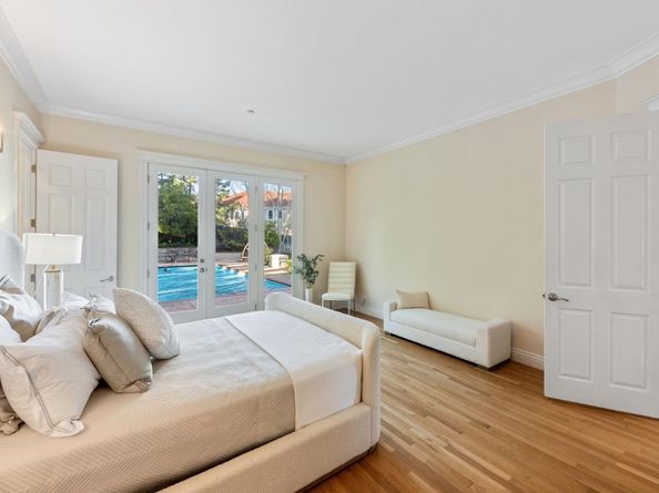 2496 Butternut Drive, Hillsborough CA 94010