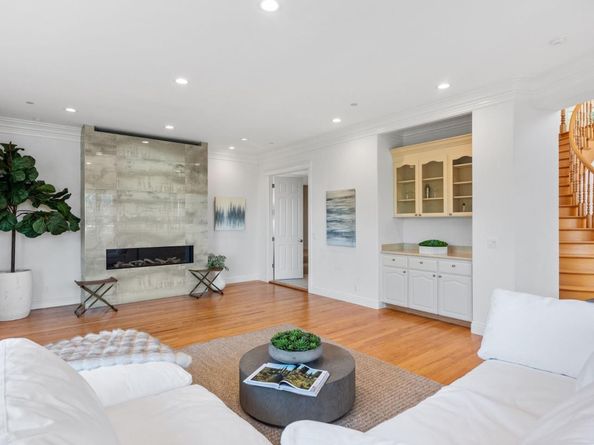 2496 Butternut Drive, Hillsborough CA 94010