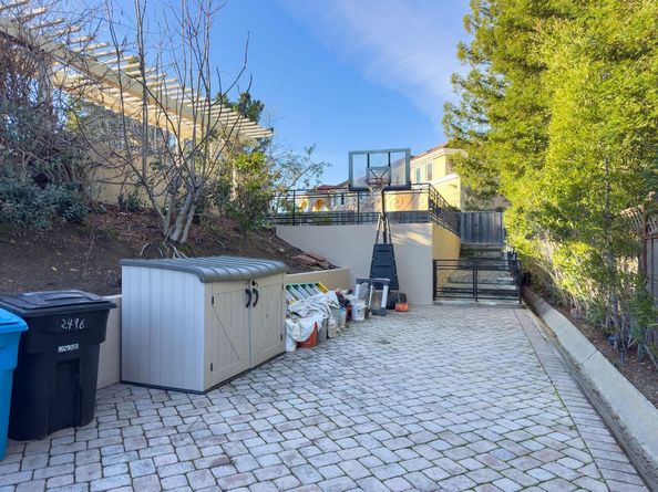 2496 Butternut Drive, Hillsborough CA 94010