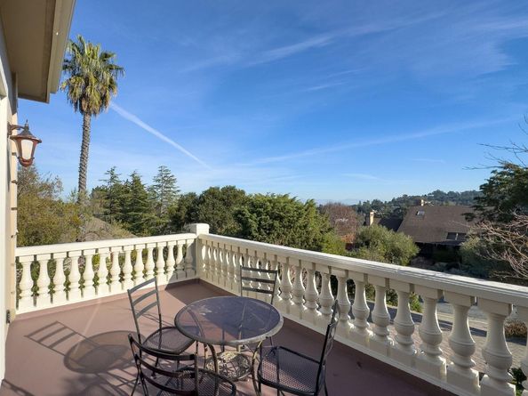 2496 Butternut Drive, Hillsborough CA 94010