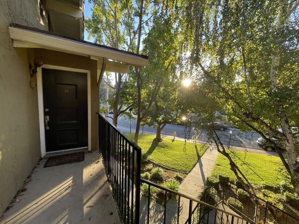 420 Alberto Way 5, Los Gatos CA 95032