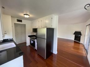 420 Alberto Way 5, Los Gatos CA 95032
