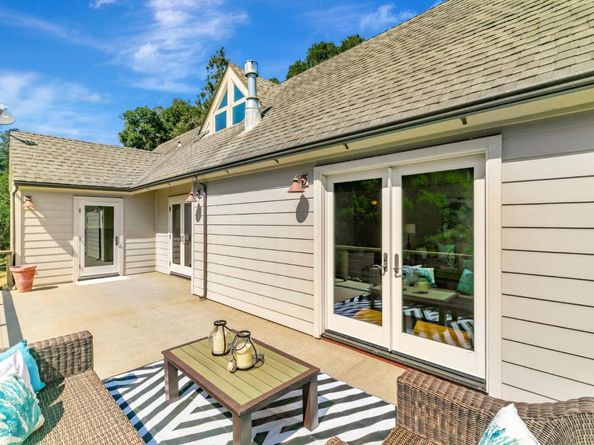 411 Hecker Pass Road, Watsonville CA 95076