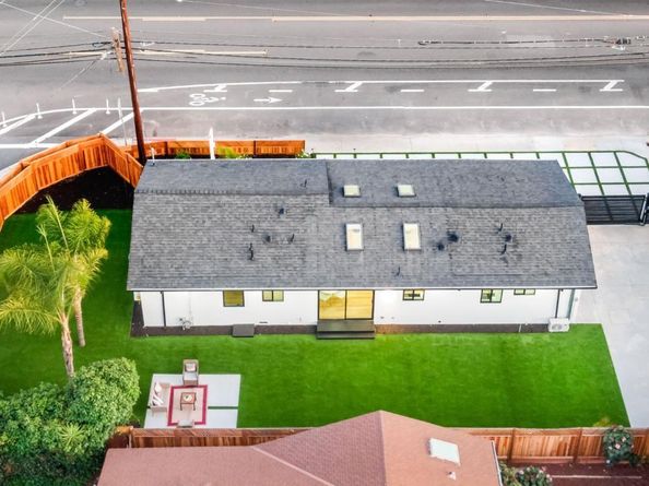 1707 Fruitdale Avenue, San Jose CA 95128