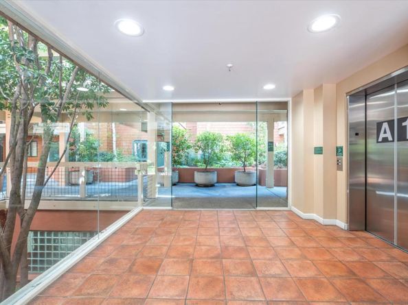 4250 El Camino Real B120, Palo Alto CA 94306