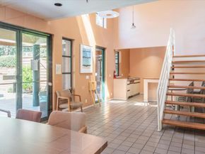 4250 El Camino Real B120, Palo Alto CA 94306